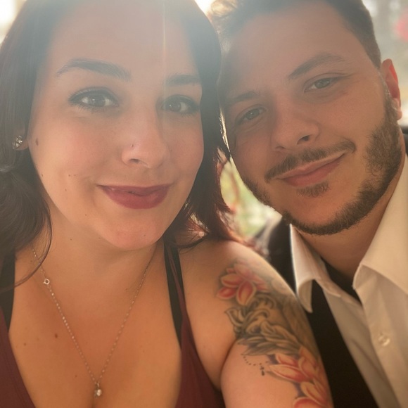 Profile Picture of Julia Messersmith (@juliamsmith) on Poshmark