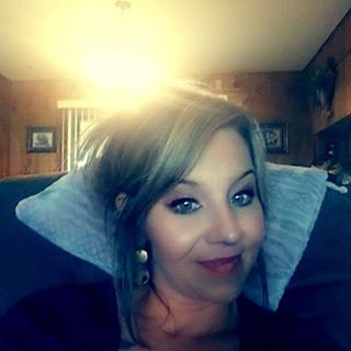 Profile Picture of Mashell Dyer (@mashell.dyer.98) on Facebook