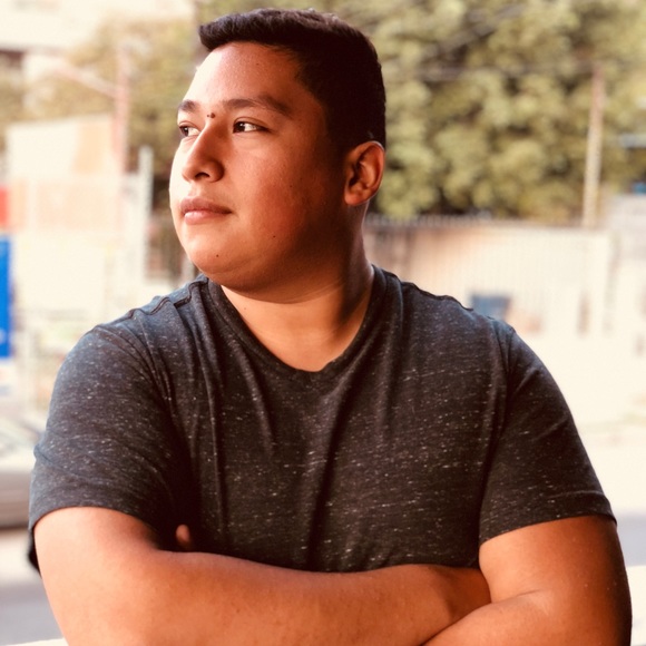 Profile Picture of Kevin Ponciano (@ponci19) on Poshmark