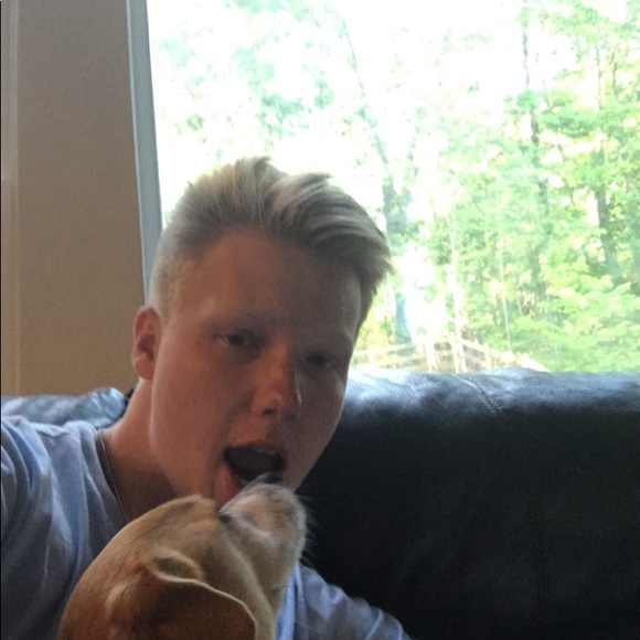 Profile Picture of Josh Conley (@joshconley9) on Poshmark