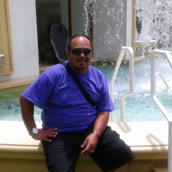 Profile Picture of Paulino Caudillo (@paul1973) on Poshmark