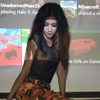 Profile Picture of Sima Shah (@s_imaaaa) on Twitter