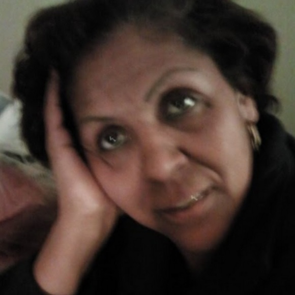 Profile Picture of Ruby Velazquez (@rvelazquez577) on Poshmark