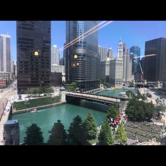 Profile Picture of Anas Mansouri (@amansouri) on Poshmark