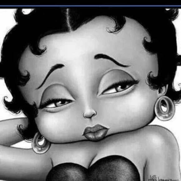 Profile Picture of Tamika Faulkner (@tamekafaulkner) on Poshmark