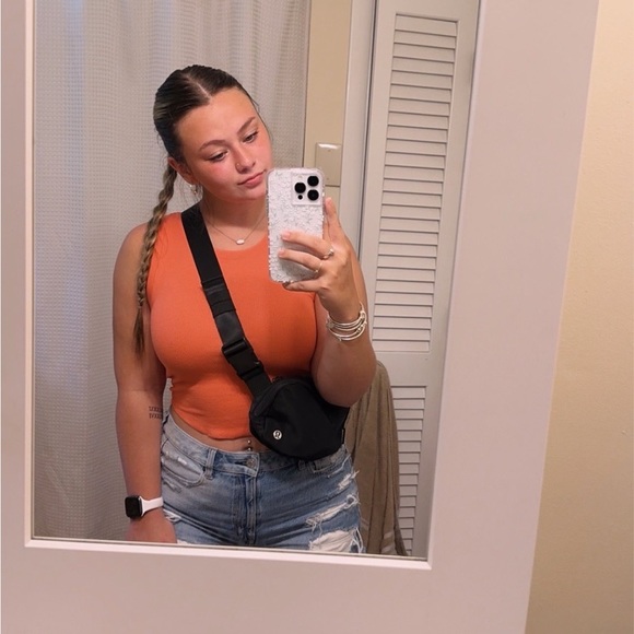 Profile Picture of Kenzie Inkel (@kenzieri) on Poshmark