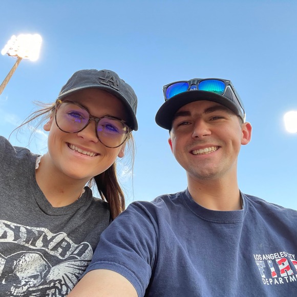 Profile Picture of Jeff Degeeter (@jeffdegeeter) on Poshmark