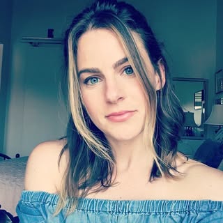 Profile Picture of Meredith (@meredithbee) on Instagram