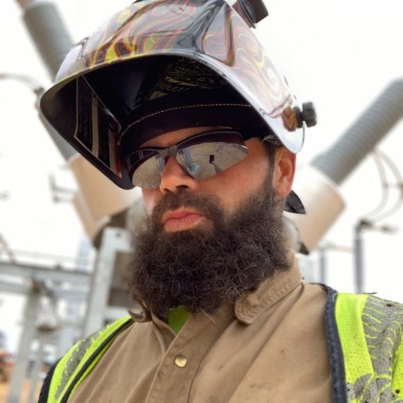 Profile Picture of Casey Crider (@caseyj1984) on Poshmark