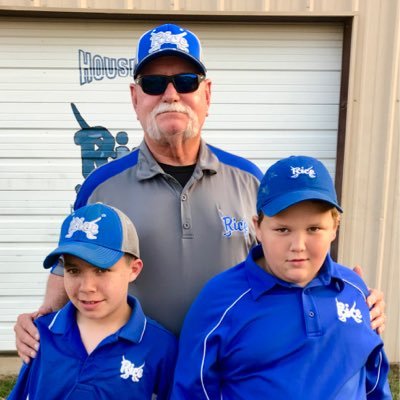 Profile Picture of Coach Andreas (@FrankAndreas9) on Twitter