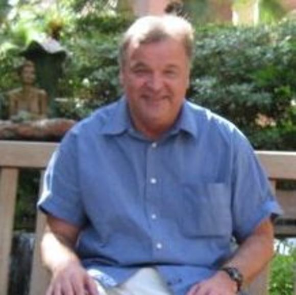 Profile Picture of John Sobczynski (@johnsobczynski) on Poshmark