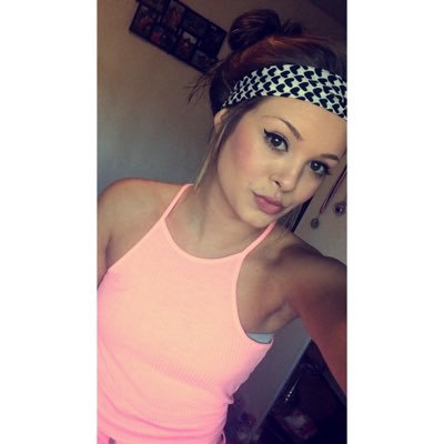 Profile Picture of Jazzymichelle (@JasWright2) on Twitter