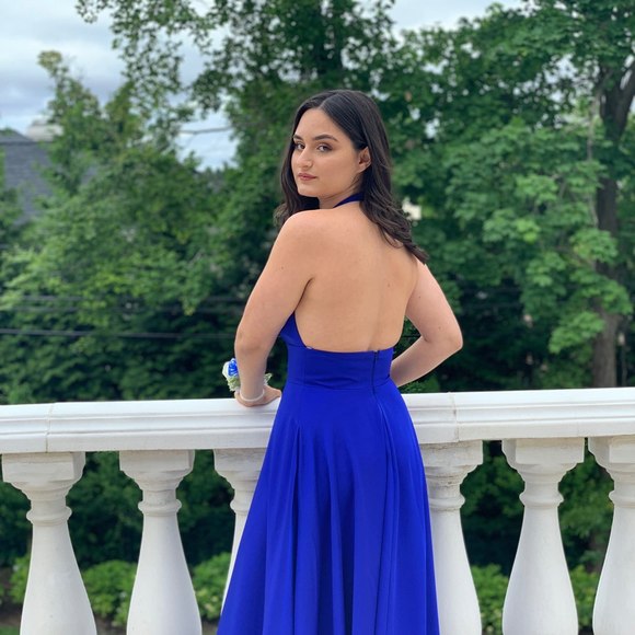Profile Picture of Shira Geula (@heyitsshira) on Poshmark