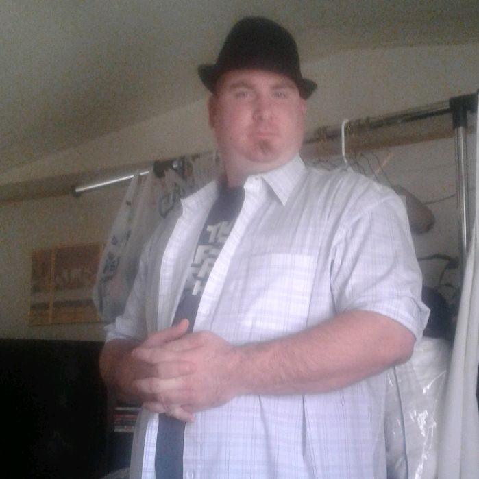 Profile Picture of Michael Kilby (@ikbohr) on Tiktok