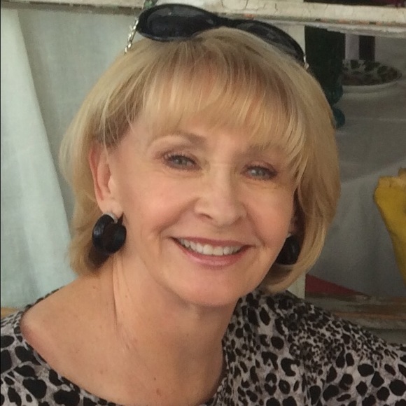 Profile Picture of Diane Tifft (@dtifft) on Poshmark