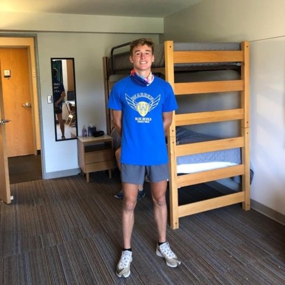 Profile Picture of Andrew Metcalf (@andrewjm1901) on Poshmark