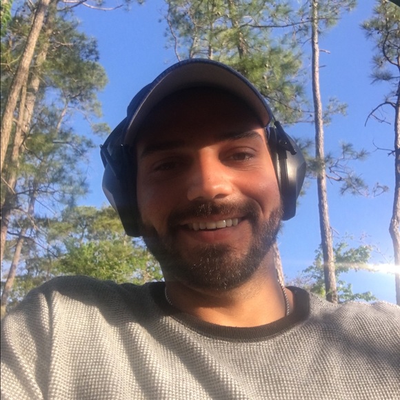 Profile Picture of Nicholas Brucculeri (@poe517) on Poshmark