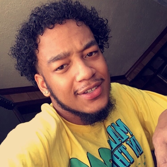 Profile Picture of Brandon Malone (@malone97586) on Poshmark