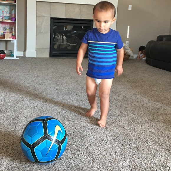 Profile Picture of Kai Gimeno (@kaigimeno) on Poshmark