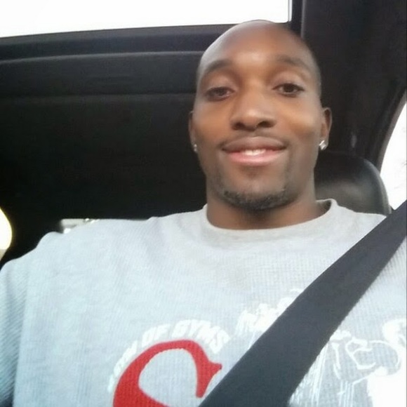 Profile Picture of Brian Bowers (@bbmac35) on Poshmark