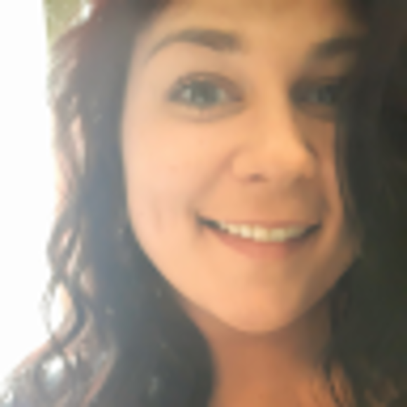 Profile Picture of Taylor Glassic (@tglassic) on Poshmark