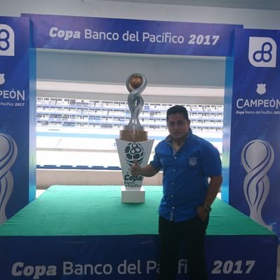 Profile Picture of Peter Lucero (@peter_luc) on Twitter