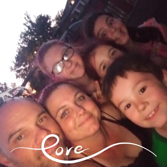 Profile Picture of Megan Bridgeman (@avigalesmommy) on Poshmark