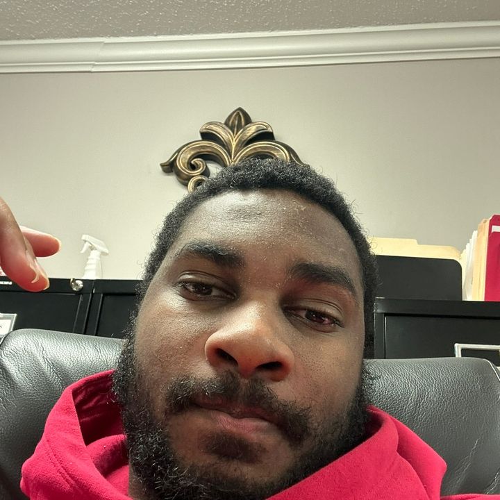 Profile Picture of Joshua Barrow (@joshuabarrow25) on Tiktok