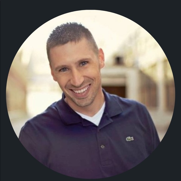 Profile Picture of Eric Dunigan (@ericdunigan) on Poshmark