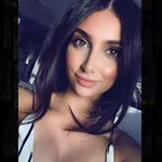 Profile Picture of Julie Hanna (@julieehanna) on Instagram