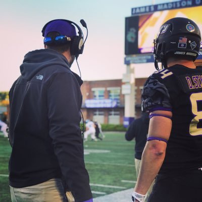 Profile Picture of Dan Schiele (@SheelHouse15) on Twitter