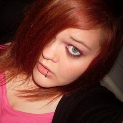 Profile Picture of Whitney Burchett (@WhitneyDorkFace) on Twitter