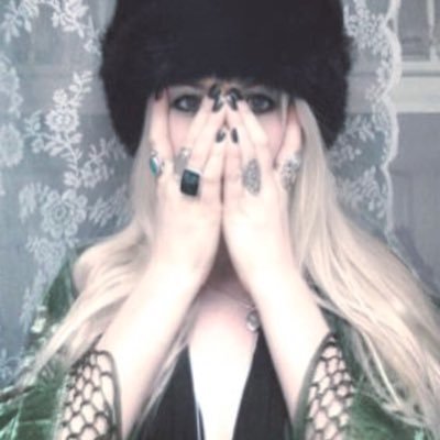 Profile Picture of Aimée Van Breugel (@AimeevanBreugel) on Twitter