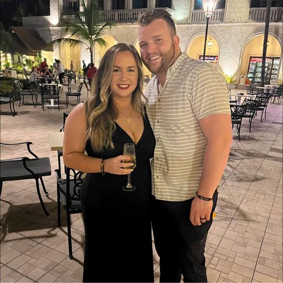 Profile Picture of Brandon Hagenow (@hagenow2305) on Poshmark