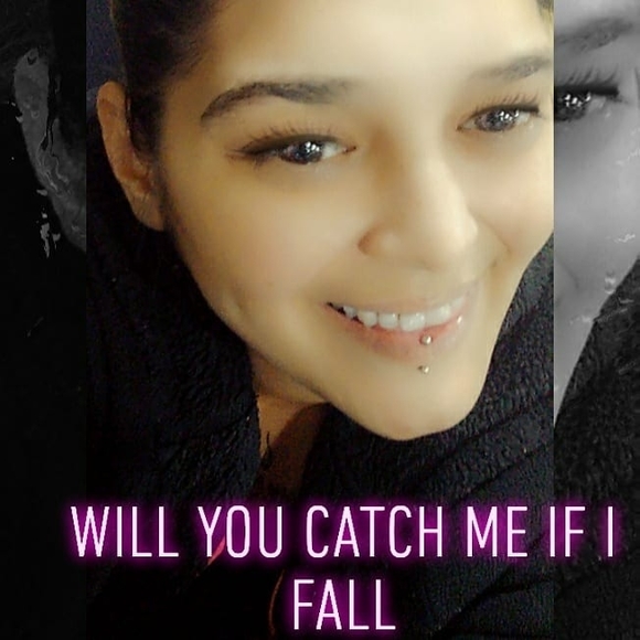 Profile Picture of Jessica Parson (@jessicaparso297) on Poshmark