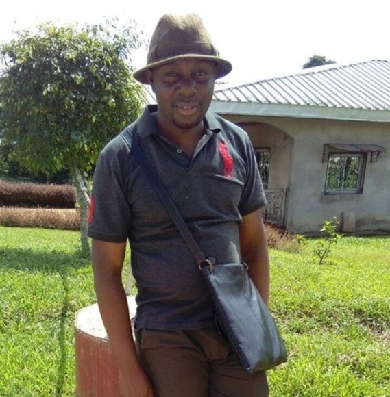 Profile Picture of Tchoumi Ghislain (@tchoumighislain) on Poshmark