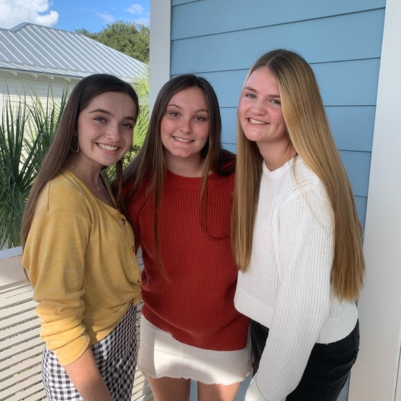 Profile Picture of Abby Kanady (@kanadyabb) on Poshmark