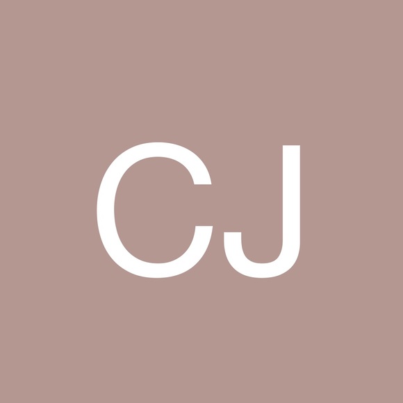 Profile Picture of Chris James (@chrisjwolf) on Poshmark