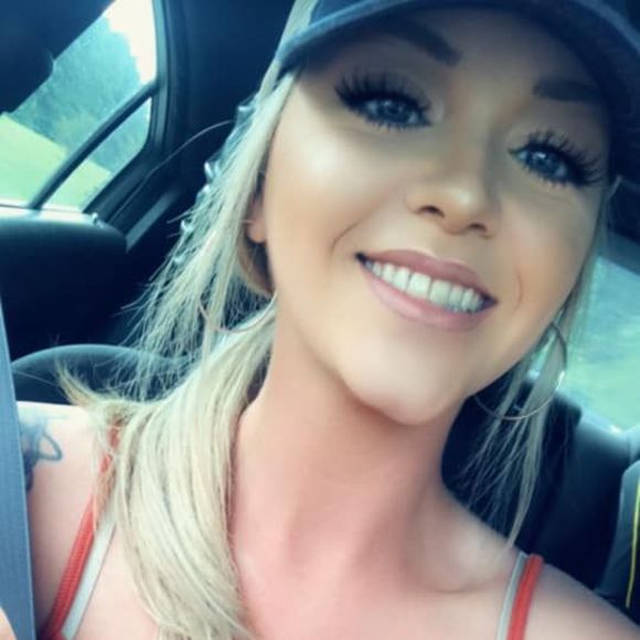 Profile Picture of Jordan Box (@jbox1992) on Poshmark