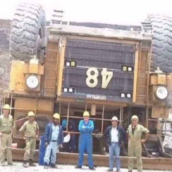 Profile Picture of Tj Heckelmann (@tjheckelmann) on Poshmark