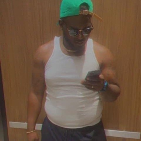 Profile Picture of Larry Daniel (@larrydaniel2108) on Poshmark