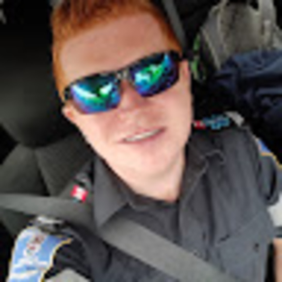 Profile Picture of Cody Andrews (@codithe393) on Poshmark