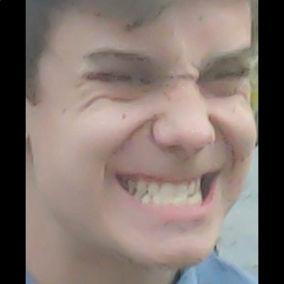 Profile Picture of Davin Adelman (@davinadelman) on Poshmark