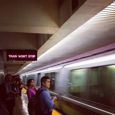 Profile Picture of Leah Reich (@@routinetraveler) on Twitter