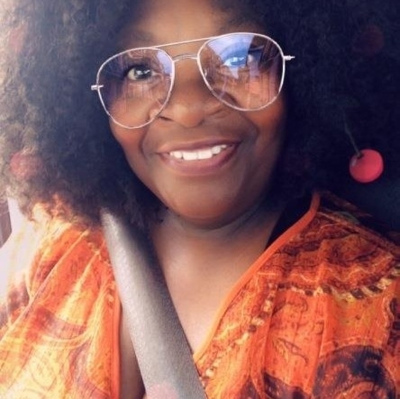 Profile Picture of Ruby Bryant (@rudyd4200) on Poshmark