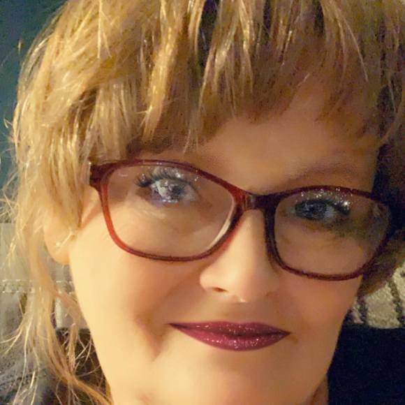 Profile Picture of Janet Perkins (@jnperk) on Poshmark