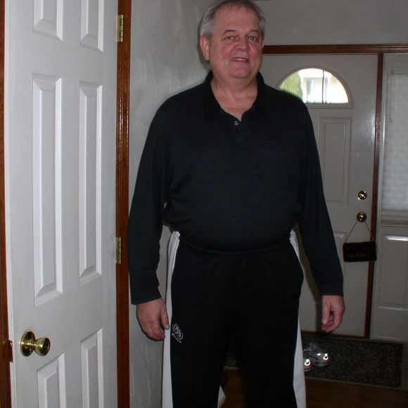 Profile Picture of Joe Kiray (@jkiray) on Poshmark