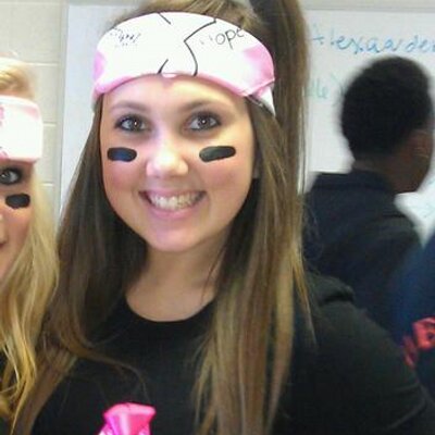 Profile Picture of Kelsey Ogle (@kelsnicolee07) on Twitter