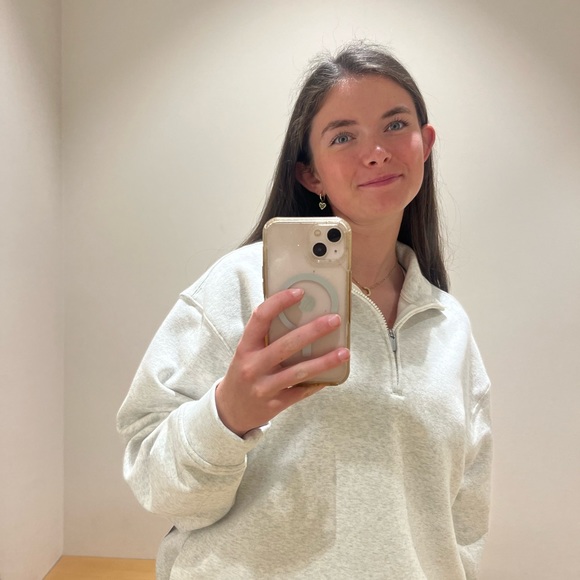 Profile Picture of Campbell Raphael (@campbellraphael) on Poshmark