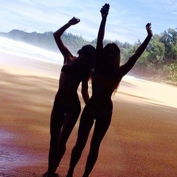 Profile Picture of Sami Loidl (@hellojune) on Poshmark